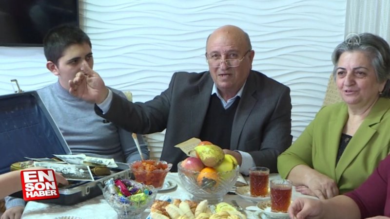 Şuşalılar, 28 yıl sakladıkları tapularını sandıklardan çıkardı