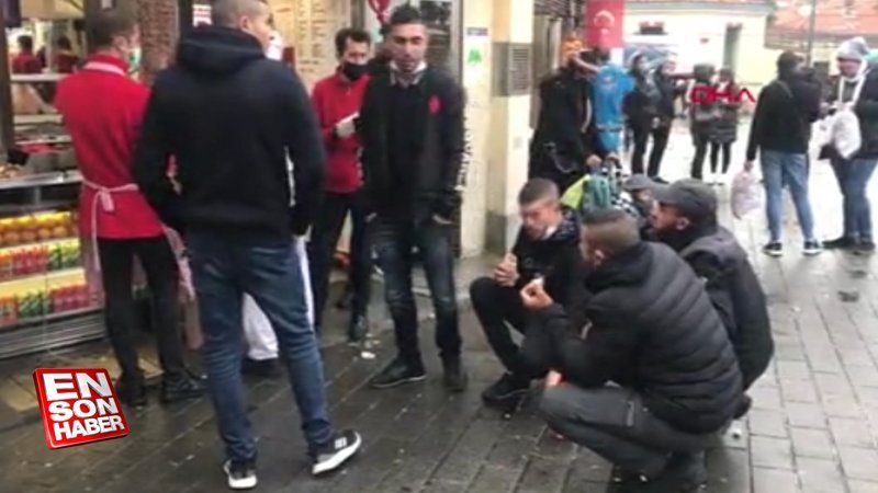 Taksim'de yasak öncesi yoğunluk