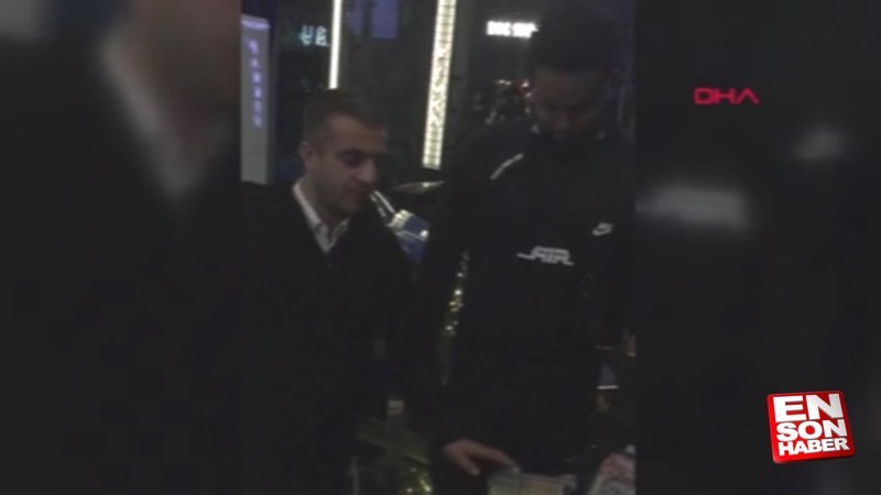 İstanbul'da taksici 300 bin euroyu sahibine teslim etti