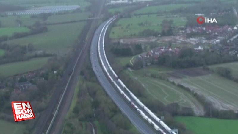 Manş Tüneli kapatıldı, tırlar İngiltere’de mahsur kaldı
