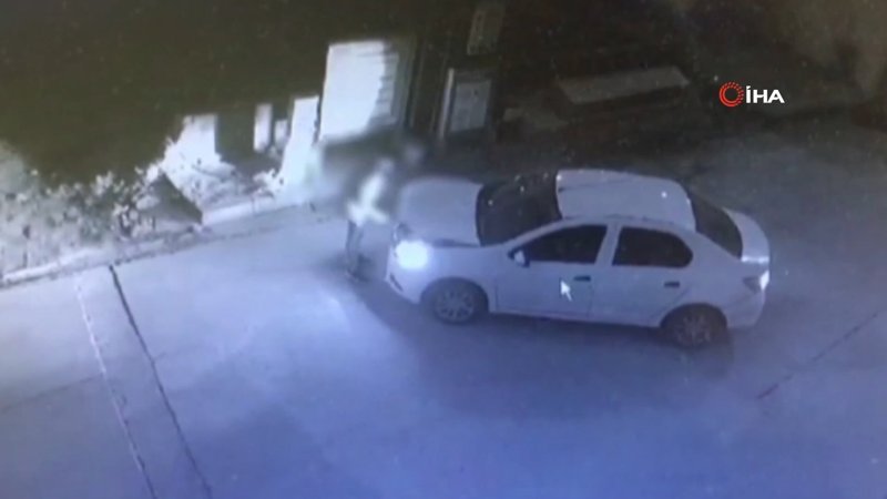 İstanbul’da 2 günde 7 otomobil çalan hırsızlar kamerada