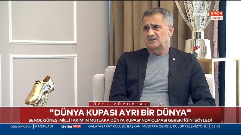 Şenol Güneş'ten Cenk Tosun'a: Seni uzaktan sevmek aşkların en güzeli