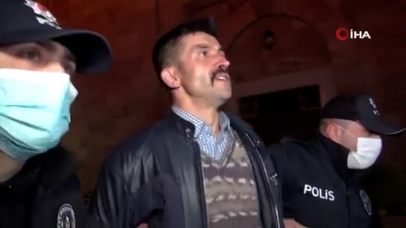 Ulu Cami'ye balyozlu saldırı