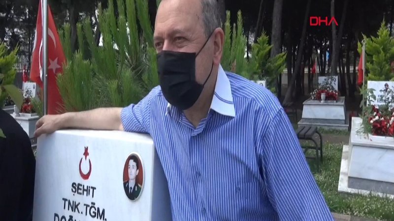Babalar Günü'nde şehit oğluna ziyaret: O bana gelemedi, biz ona geldik