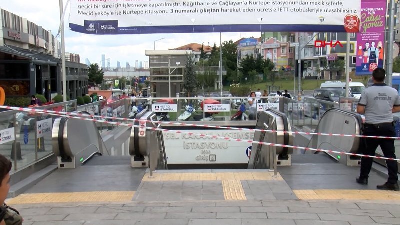 İstanbul’da metroda yangın