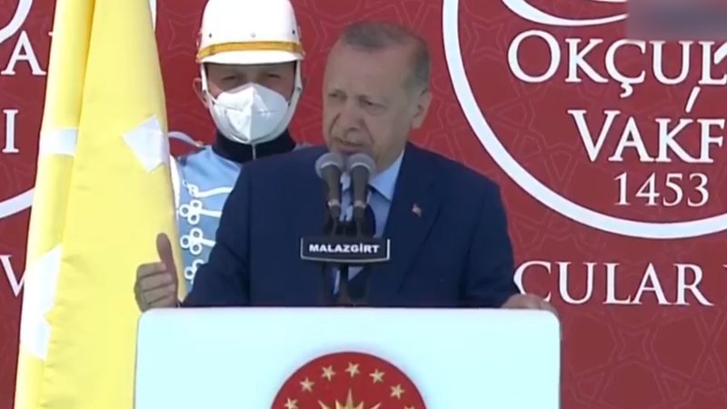 Cumhuriyetimizin 100. yılı da bizim, İstanbul'un fethinin 600. yılı da