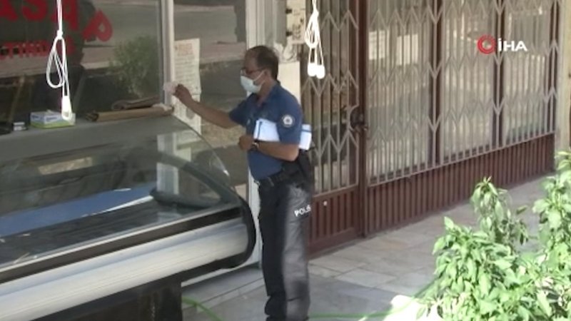 Antalya'da yaşlı adam boş dükkanda ölü bulundu