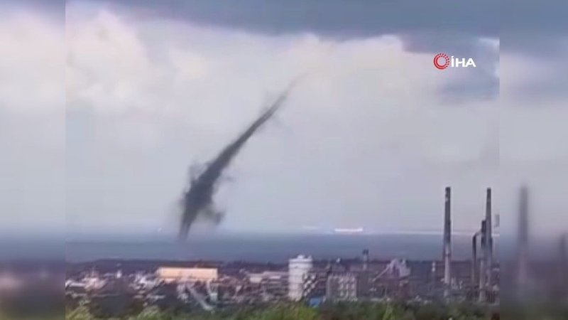 Hatay'da yağmur sonrası çıkan hortum