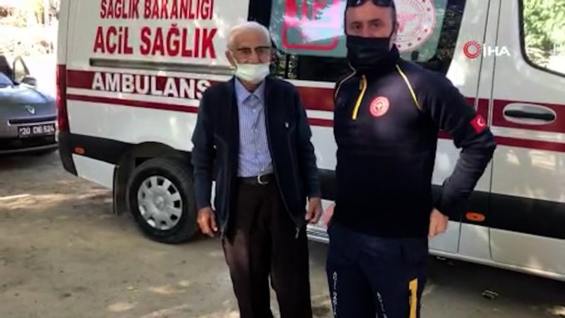 Eşinin vasiyeti olan ambulansla ilk önce mezarlığa gitti