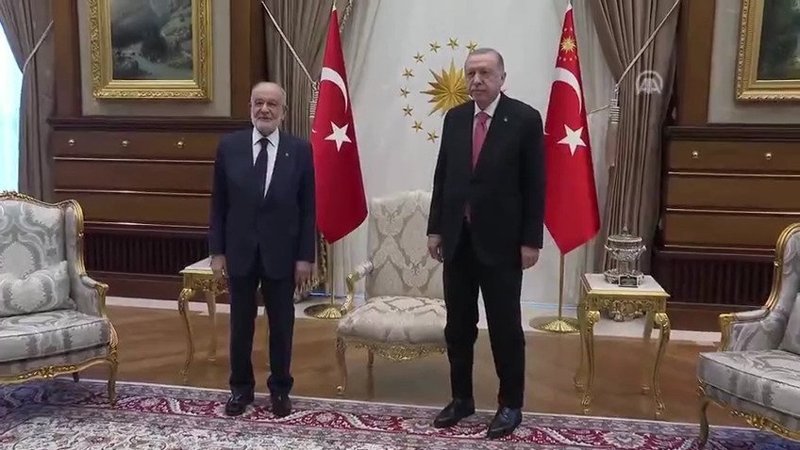 Beştepe'de Cumhurbaşkanı Erdoğan-Temel Karamollaoğlu görüşmesi