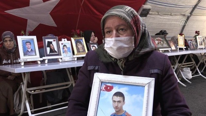 Diyarbakır ailelerinin nöbeti 800'üncü gününde