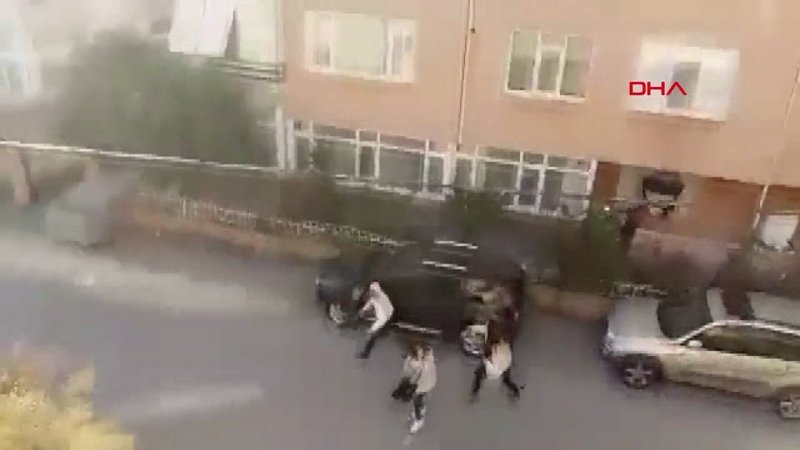 Maltepe'de eski nişanlıya şiddet