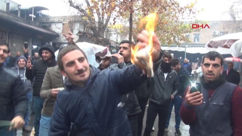 Şanlıurfa’da davullu zurnalı döviz kutlaması