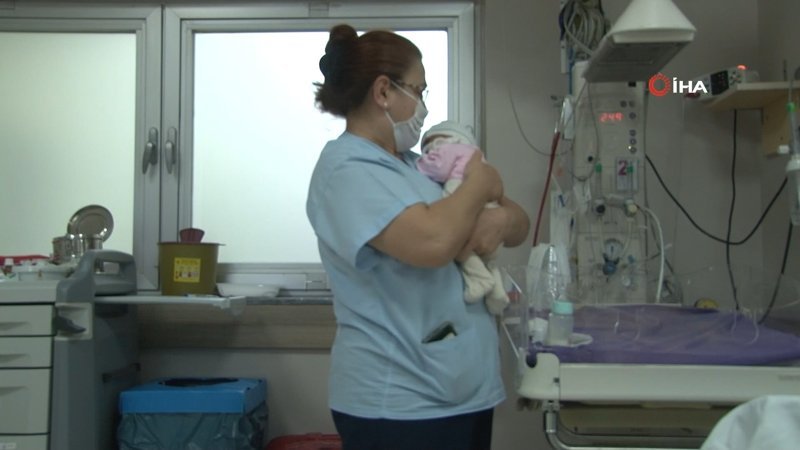 İzmit'te çantada bulunan bebek devlete teslim edildi