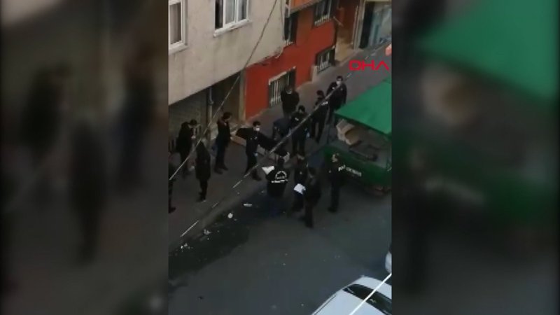 Bağcılar'da ev arkadaşını öldüren katil aranıyor