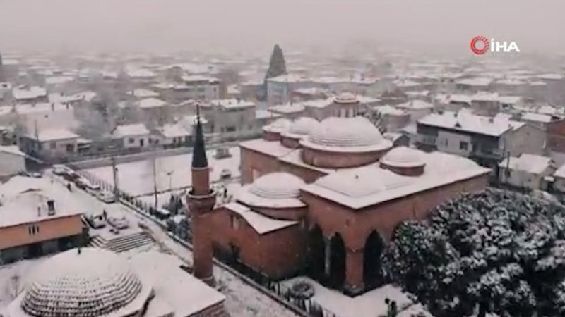 2 bin yıllık antik kentin beyaz örtüsü büyüledi