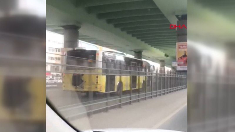 İETT otobüsünün arkasında 'örümcek adam' yolculuğu