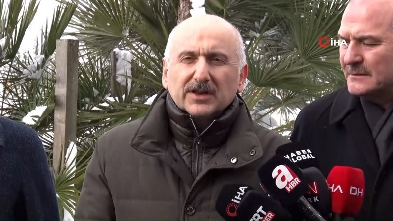 15 Temmuz Şehitler Köprüsü ve FSM köprüsü saat 13.00 itibariyle araç trafiğine açılacak