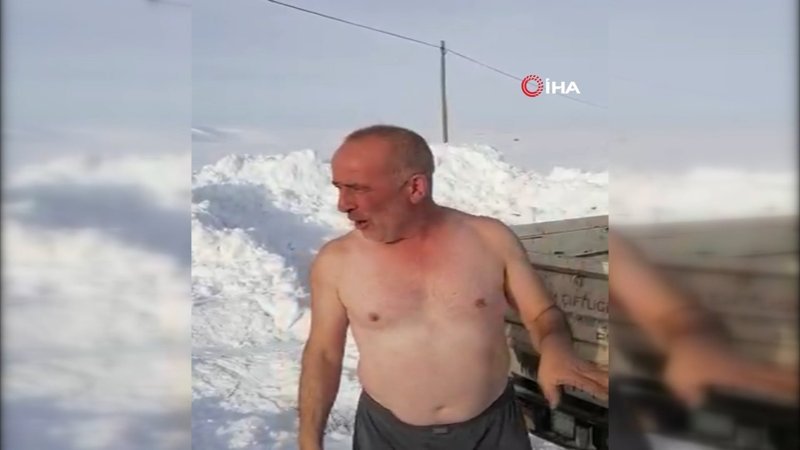 Sivaslı Kadim'in eksi 16 derecedeki kar banyosu