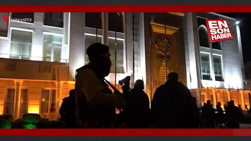 Osmaniye Belediyesi'nin binasına silahlı saldırı yapıldı
