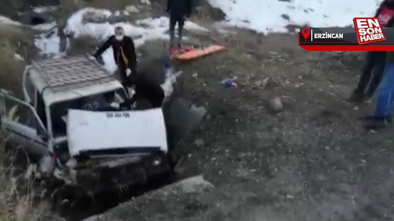Erzincan'da araçta sıkışan sürücü itfaiye ekiplerince kurtarıldı