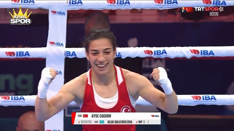 Milli boksör Ayşe Çağırır, 48 kiloda altın madalya kazandı