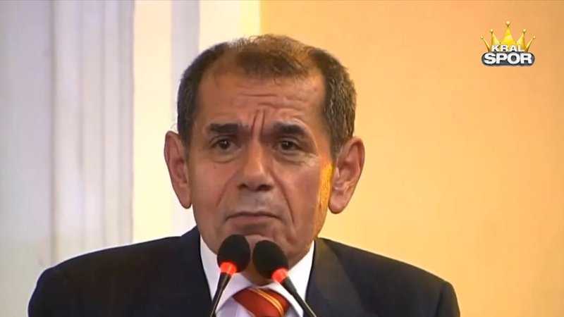 Galatasaray yeni başkanı Dursun Özbek gözyaşlarına hakim olamadı