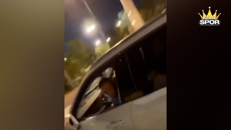 Ali Koç'tan forvet isteyen taraftara yanıt