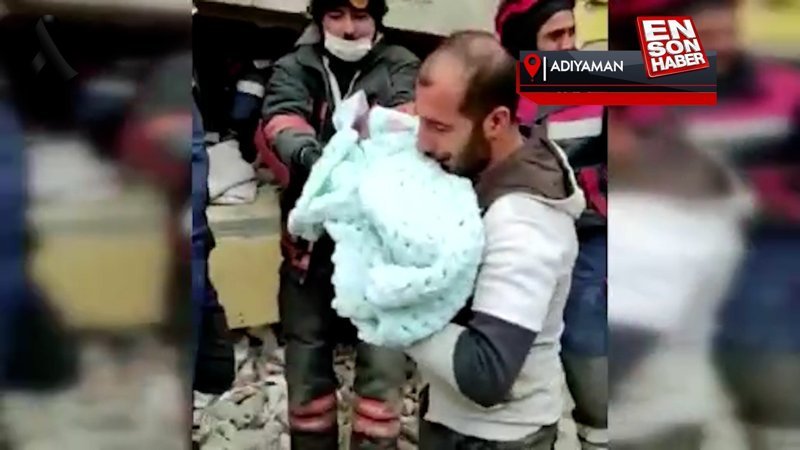 Adıyaman’da 30 günlük bebek, ablası ve annesi kurtarıldı