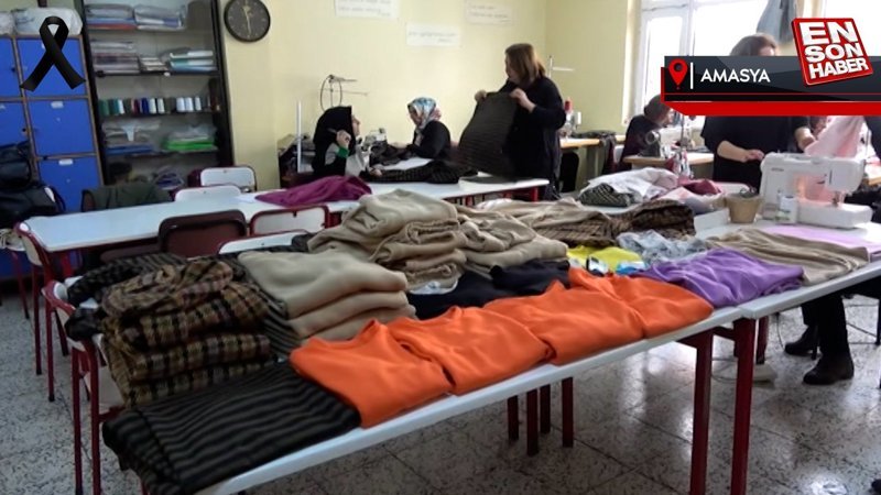 Amasya'da usta öğreticiler deprem bölgesine gönderilmek üzere kıyafet dikiyor