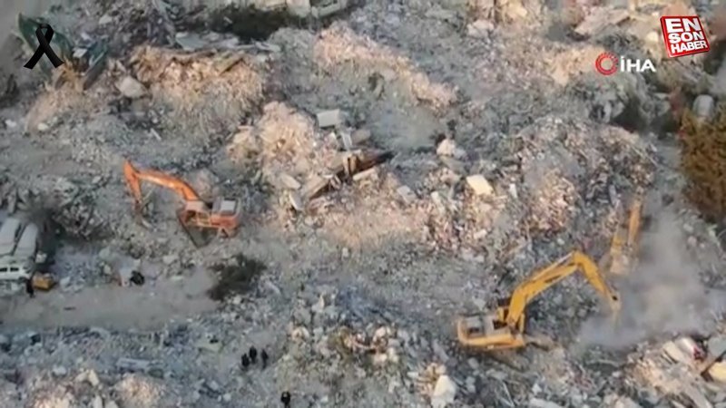 Depremin 8’inci gününde harabeye dönen Hatay'daki yıkım havadan görüntülendi