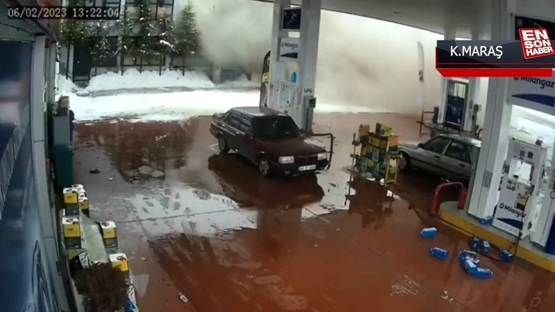 Kahramanmaraş'ta binanın çökme anı