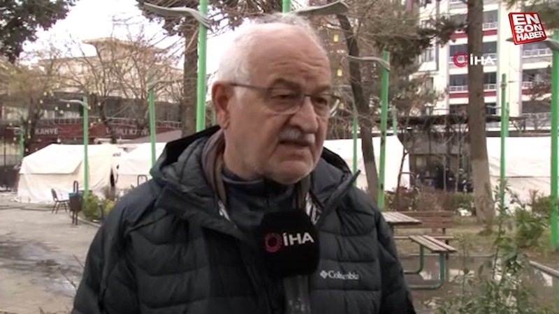 Gaziantep'te yengesi secde eder halde enkazdan çıkarıldı