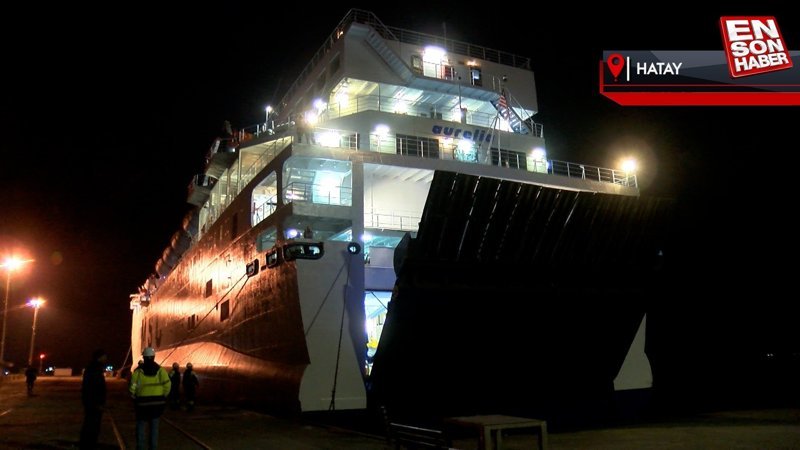 İskenderun'a depremzedeler için 906 yatak kapasiteli gemi geldi