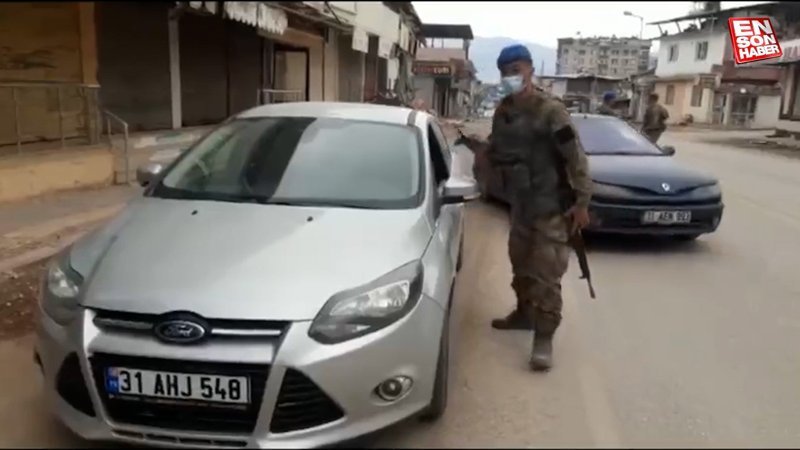 Mehmetçik, Hatay’da asayiş için devriye görevine devam ediyor