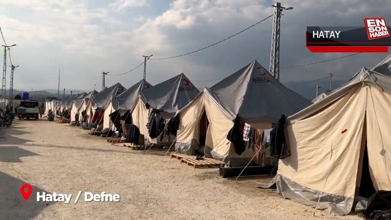 Hatay Defne'de depremzedeler oluşturulan çadır kentte misafir ediliyor
