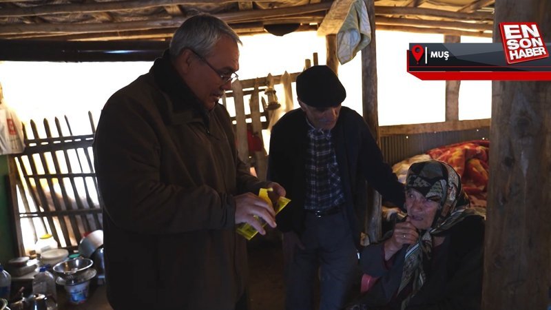 Muş’ta 83 yaşındaki depremzede kadın istediği pasaporta kavuştu