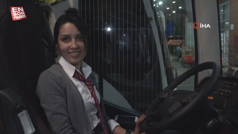 Zonguldak'ta hosteslik yaptığı otobüsün şoförü oldu