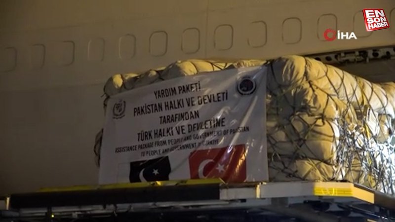 Pakistan'dan depremzedelere kışlık çadır yardımı