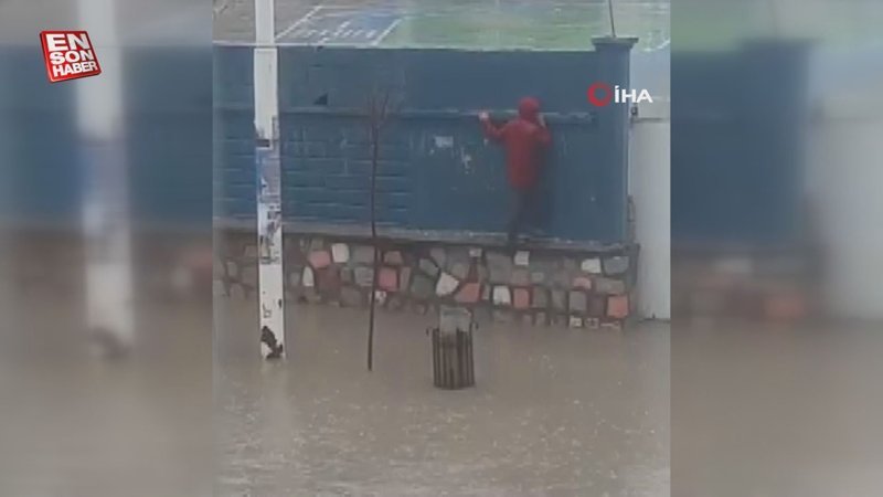 Mardin'de sağanak yağış vatandaşa zor anlar yaşattı