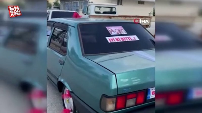 Antalya'da boşandıktan sonra arabasını süsleyip şehir turu yaptı