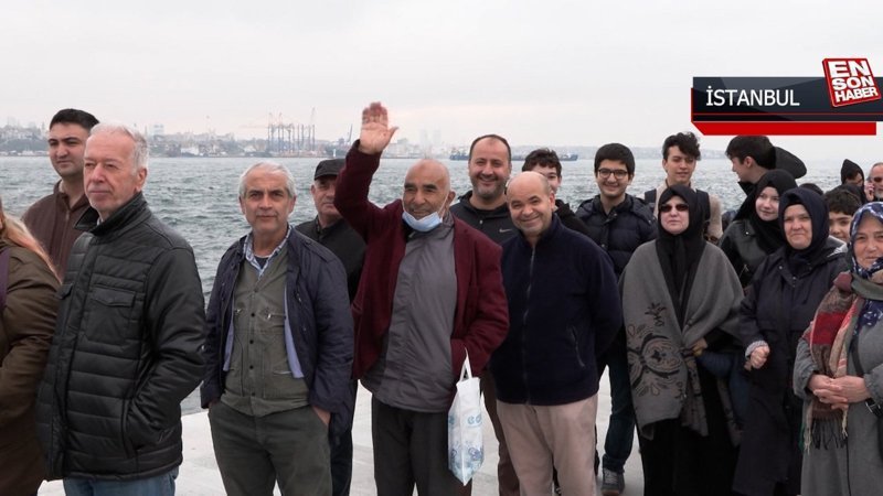 TCG Anadolu'ya 2. günde ziyaretçi akını: Metrelerce uzuklukta kuyruk oluştu