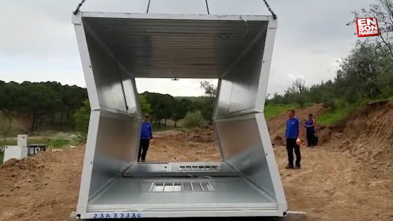 Çin'den gelen katlanabilir konteynerler kuruluyor