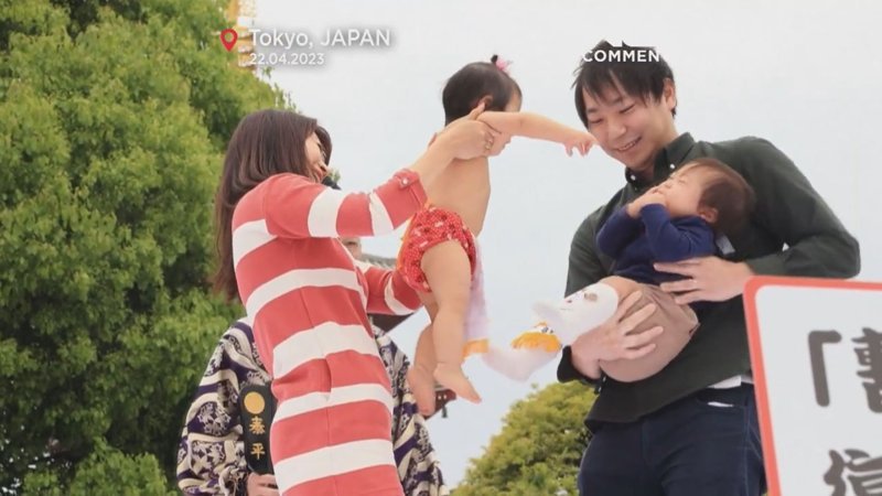 Japonya'da ağlayan bebek sumo festivali düzenlendi