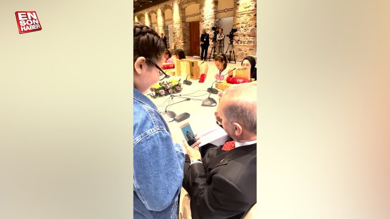 Cumhurbaşkanı Erdoğan'ın depremzede çocuğun annesiyle samimi diyaloğu