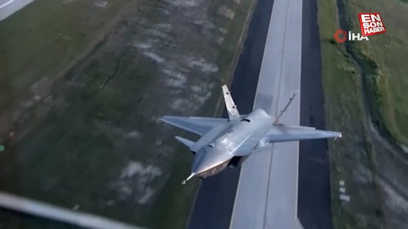 Türkiye'nin iftiharları Kızılelma ve Akıncı kol uçuşu gerçekleştirdi