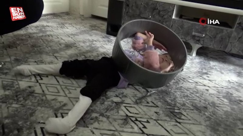 Fraser sendromlu Sevgi Hira, kasnak ve ışık ile hayata tutunuyor