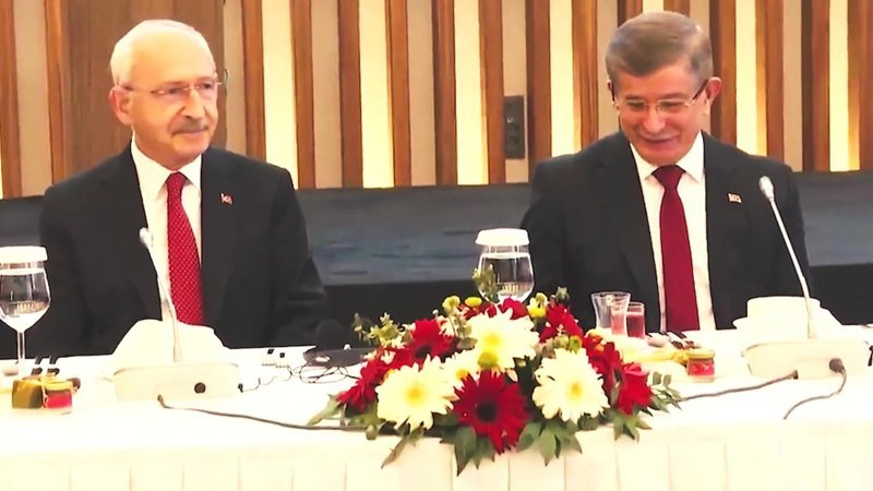 Kemal Kılıçdaroğlu ile Ahmet Davutoğlu'nun geçmişteki kavgaları yeniden gündemde