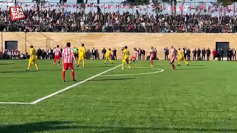 Süleyman Soylu'nun Rami Stadı açılışında attığı kafa golü