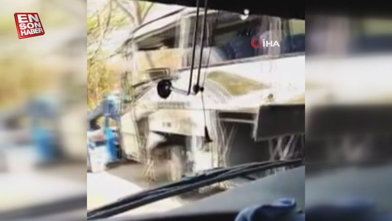 Meksika’da yolcu otobüsü şarampole yuvarlandı